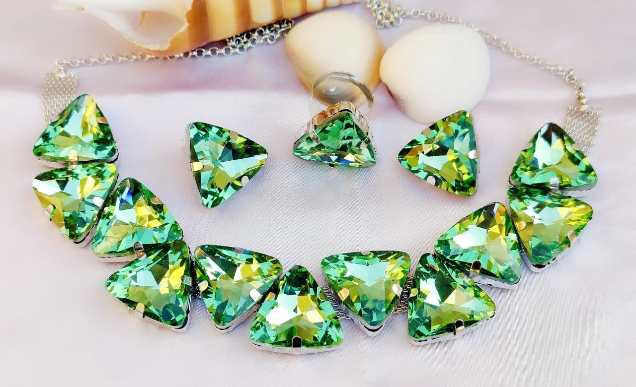 Peridot Triangle shape necklace sets | Online shopping for Glass stones necklace