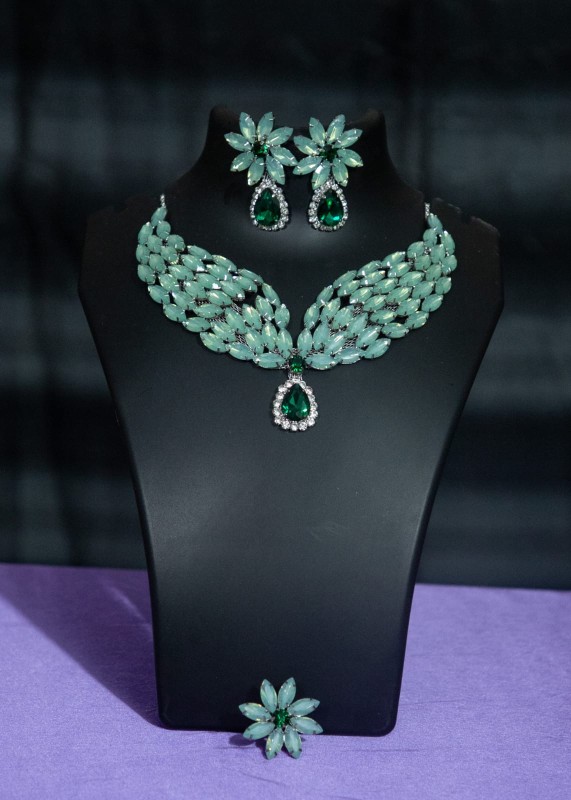 Trendy Opeck green butterfly necklace sets